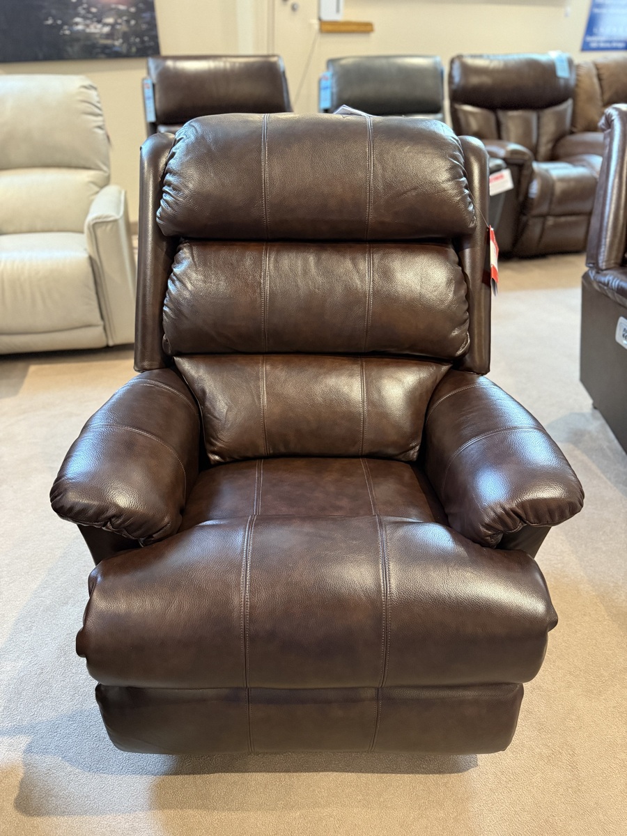 $1,398.62 Astor 10-519 Recliner Leather Chestnut 2421490 0